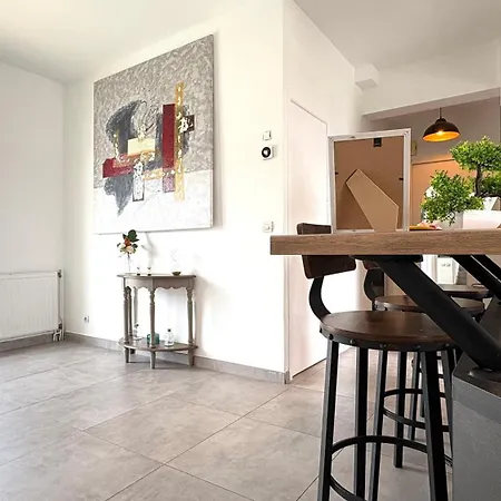 Vila Elegance - Piscine - Jardin - Moderne Topprosconciergerie *