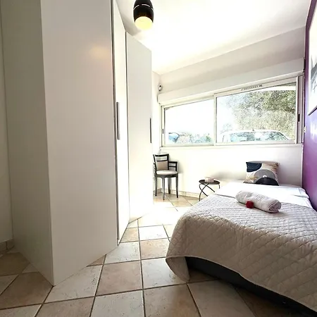 Vila Elegance - Piscine - Jardin - Moderne Topprosconciergerie