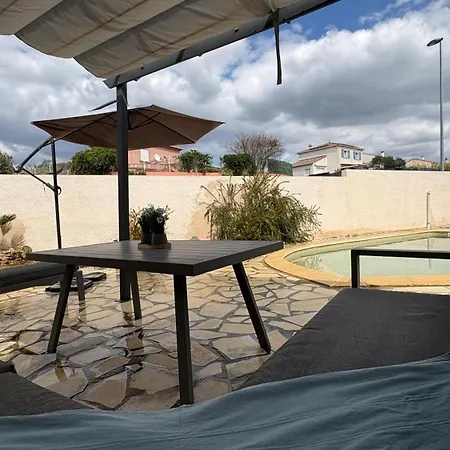 Elegance - Piscine - Jardin - Moderne Topprosconciergerie