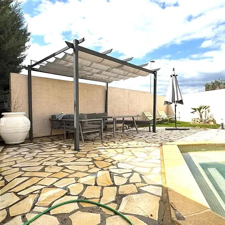 Vila Elegance - Piscine - Jardin - Moderne Topprosconciergerie